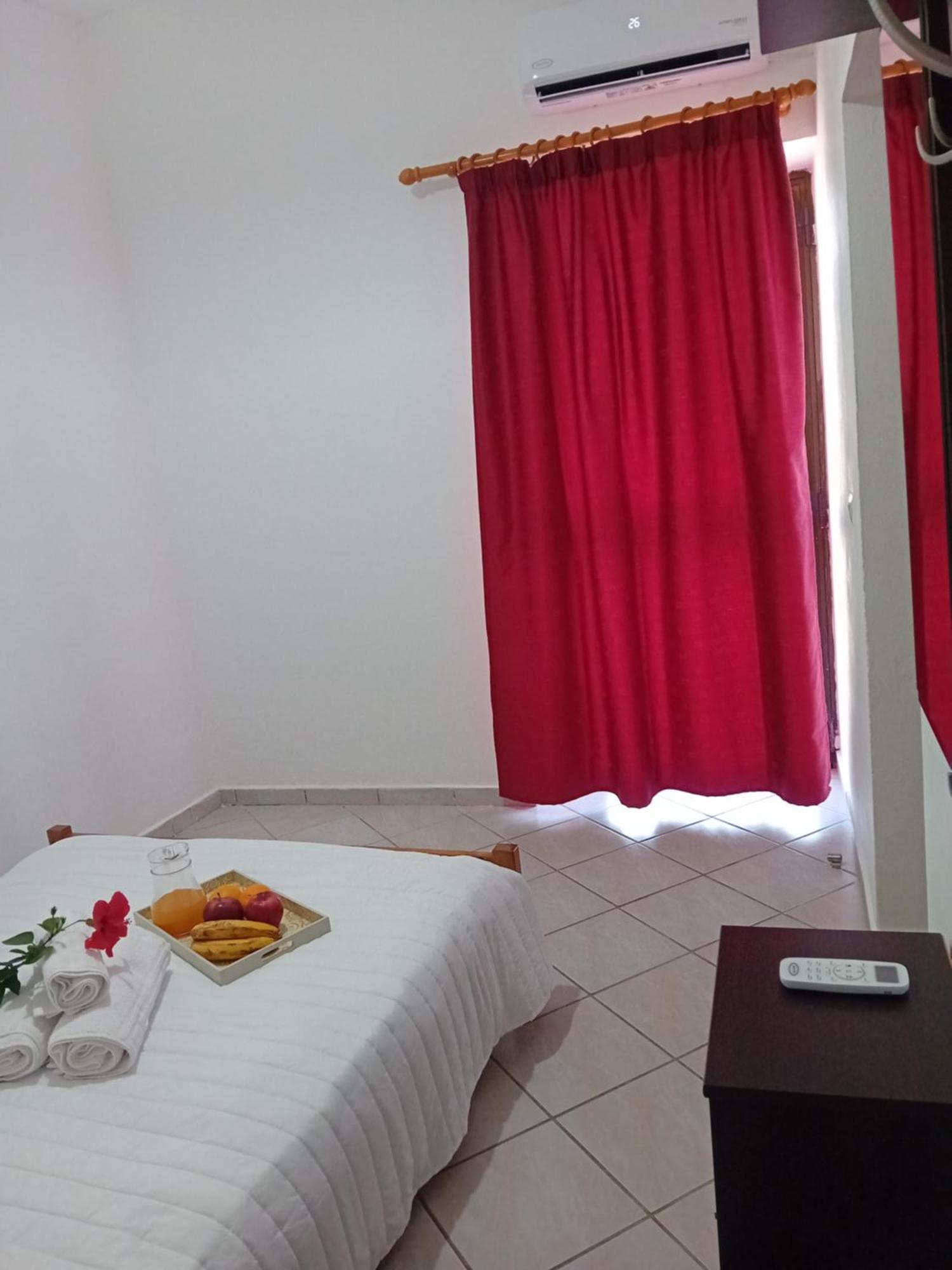 Villa Casa Artemis à Plátanos Extérieur photo